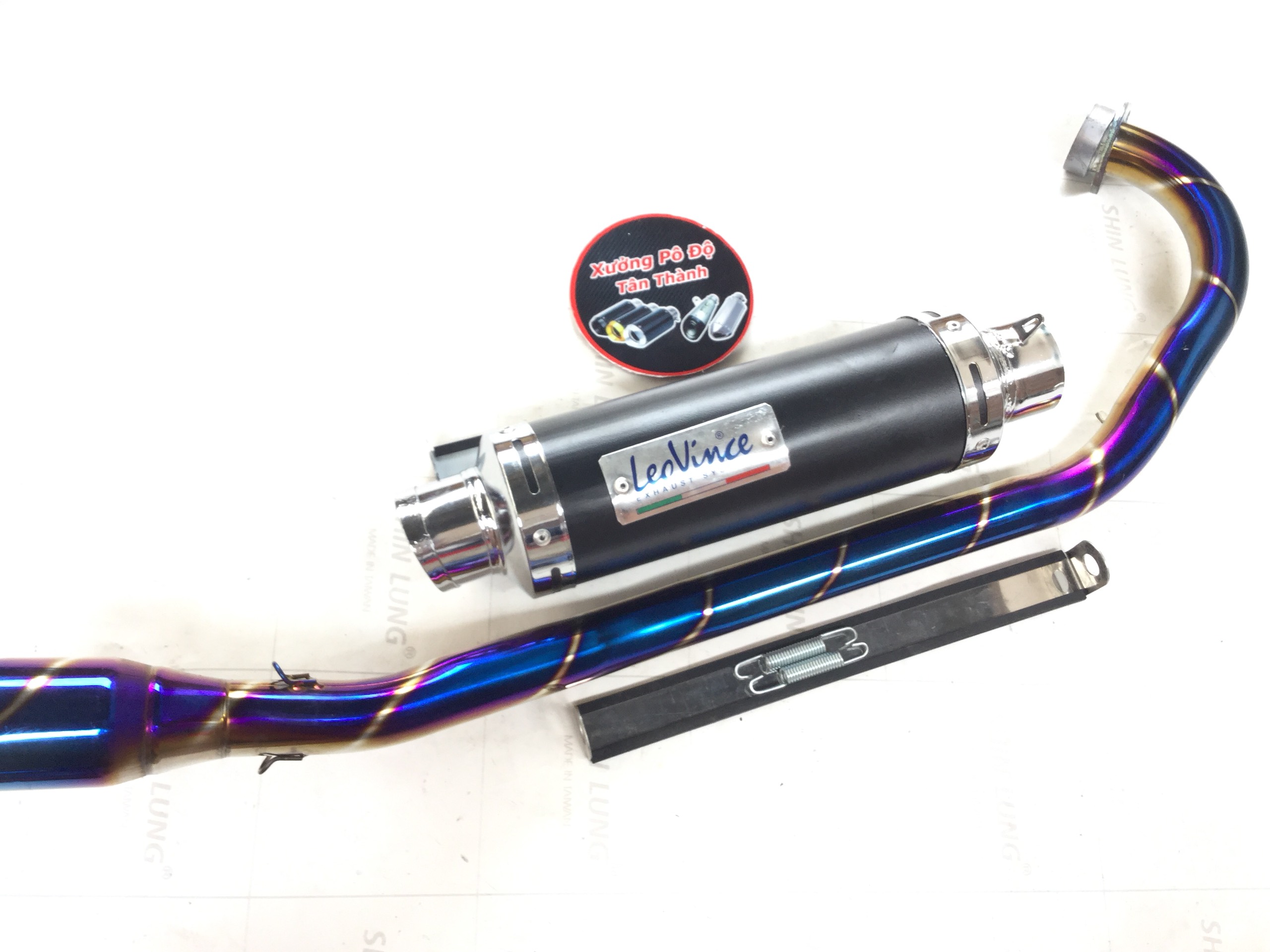 Pô leovince đen cổ titan winer, sonic,...,Sản Phẩm Chất Lượng, Gian Hàng Uy Tín, Giá Cả Cực Tốt, Mua Ngay.