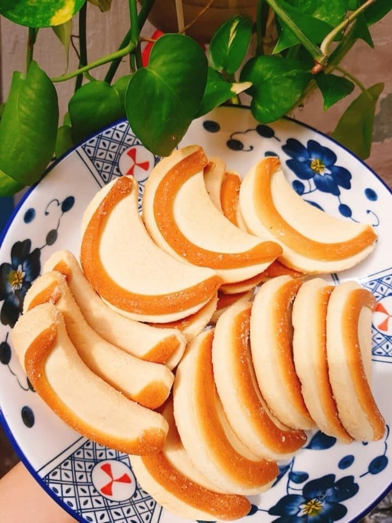 Bánh Liềm Sữa Trai Đẹp 300G