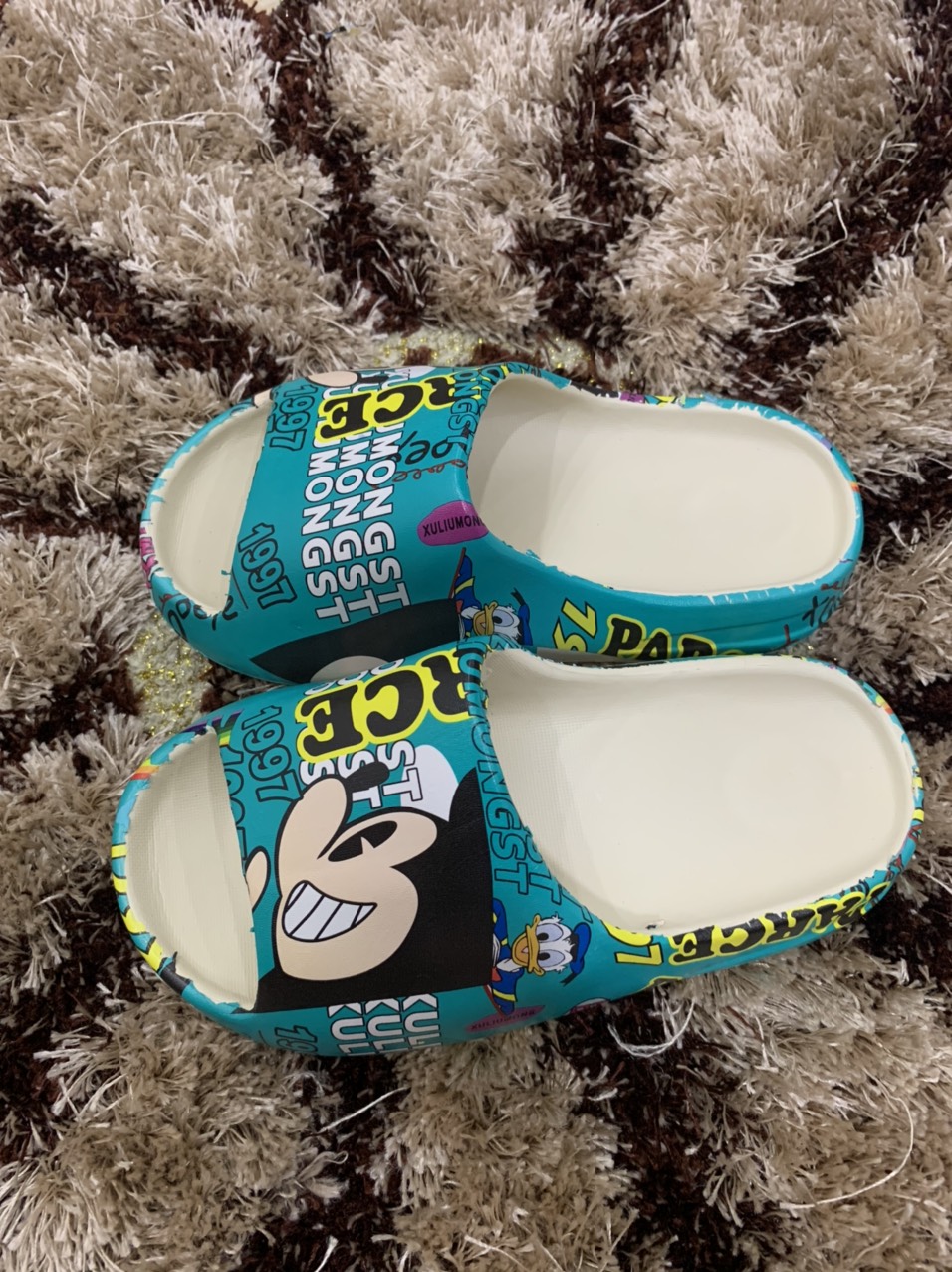 Dép Bánh Mì Mickey Cute