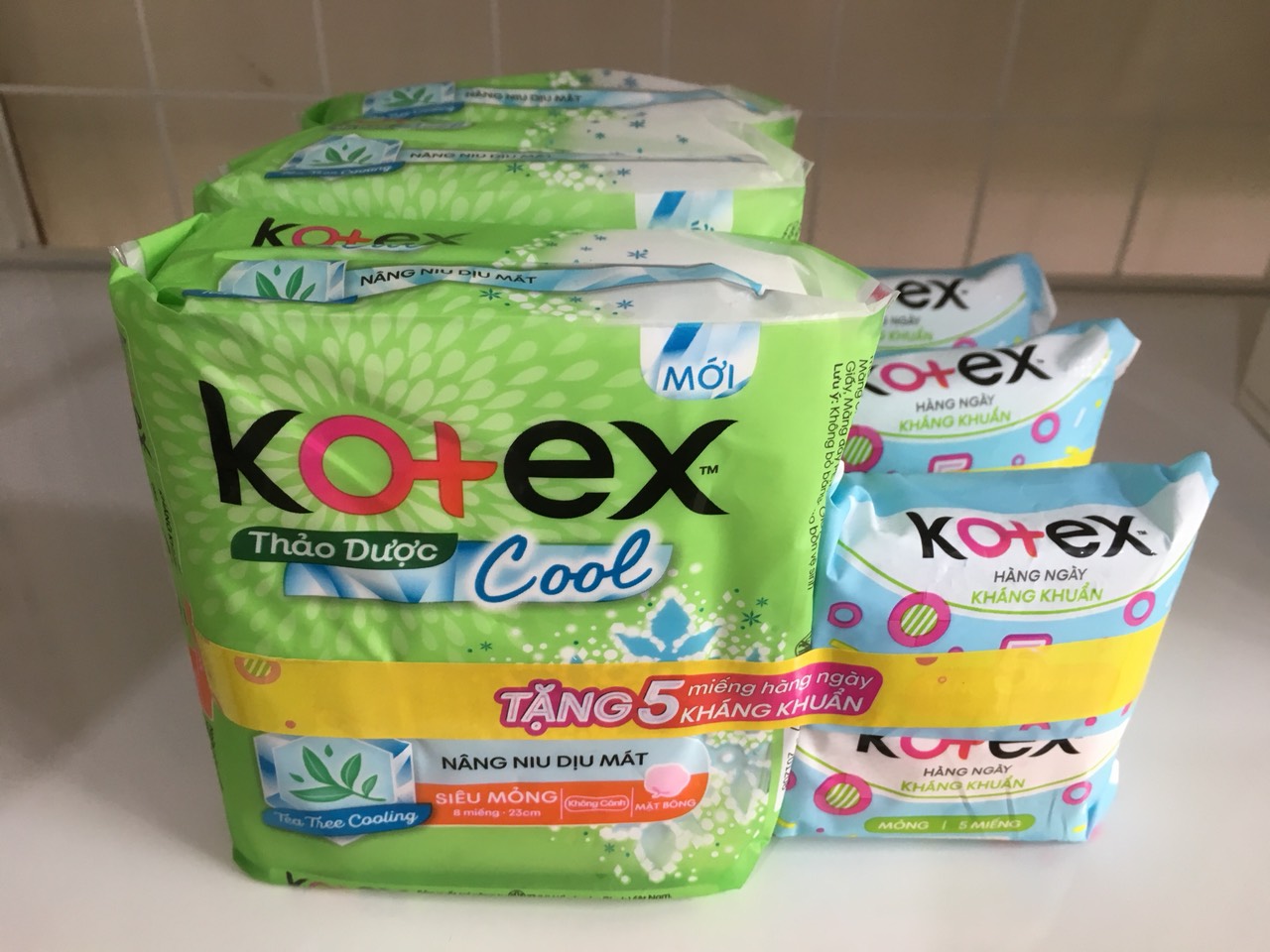 Combo 3 bịch bvs kotex thảo dược cool 8M