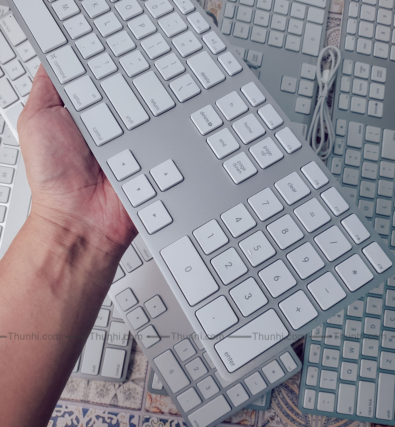 Bàn phím Apple, Apple Keyboard USB A1243, bàn phím iMac