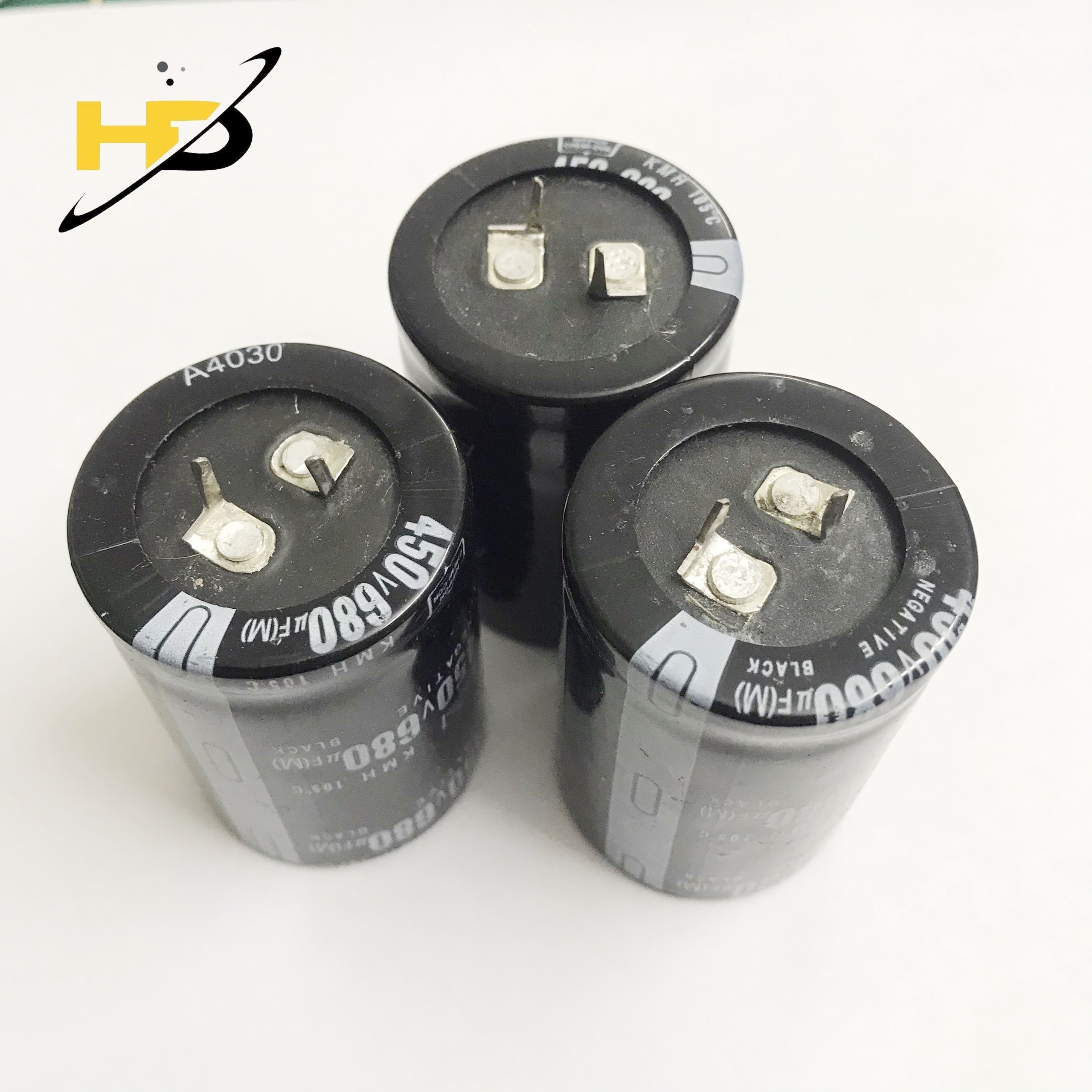 Tụ hóa, tụ nguồn phân cực 680uf 450v 35x50mm chân cứng