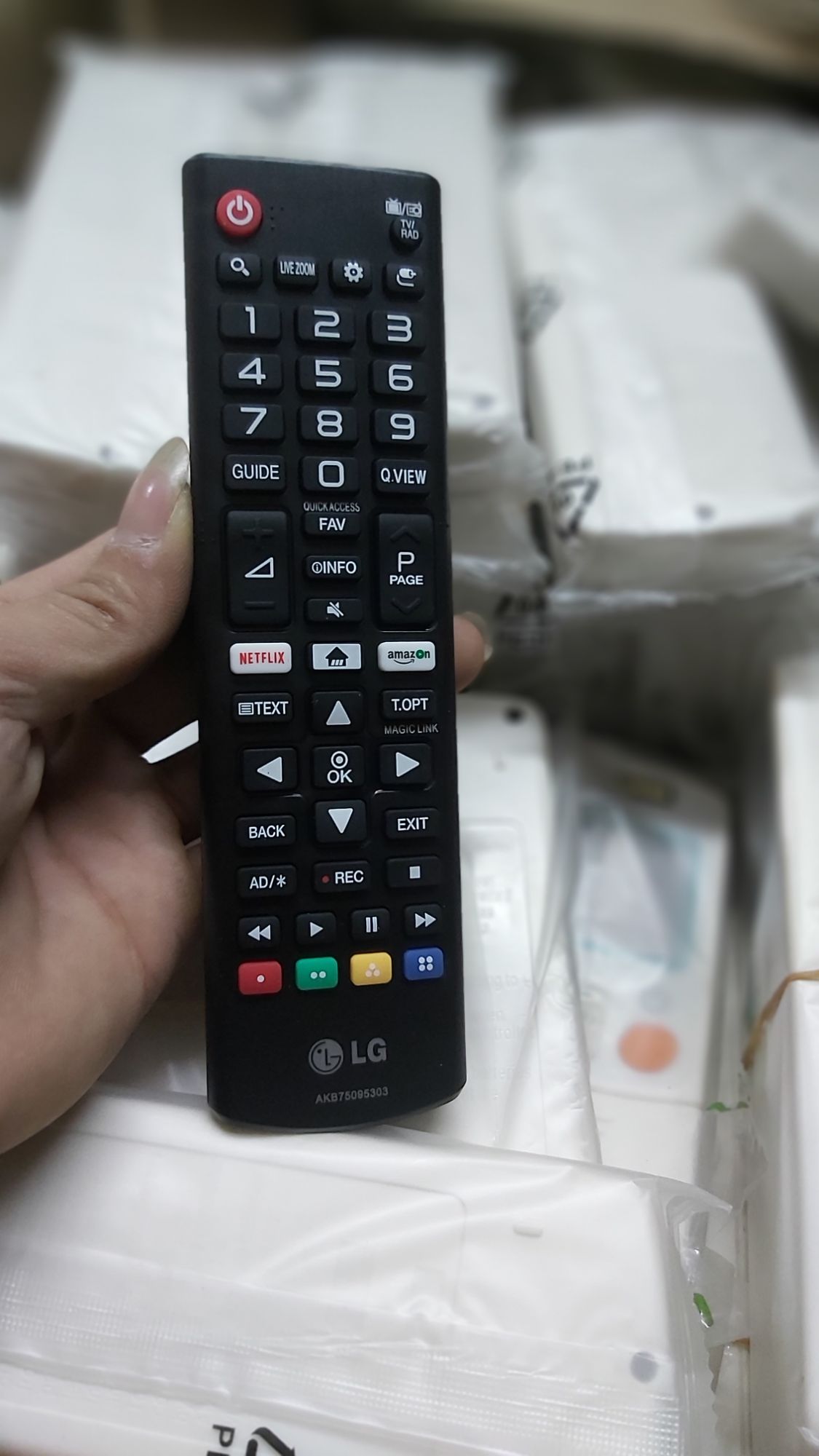 điều khiển tivi LG 4K 2nut trăng