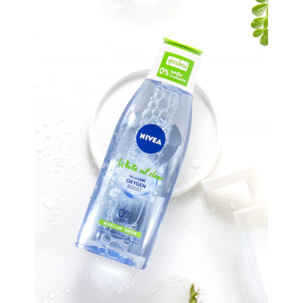 Nước Tẩy Trang Sáng Da Cho Da Nhờn Mụn Nivea