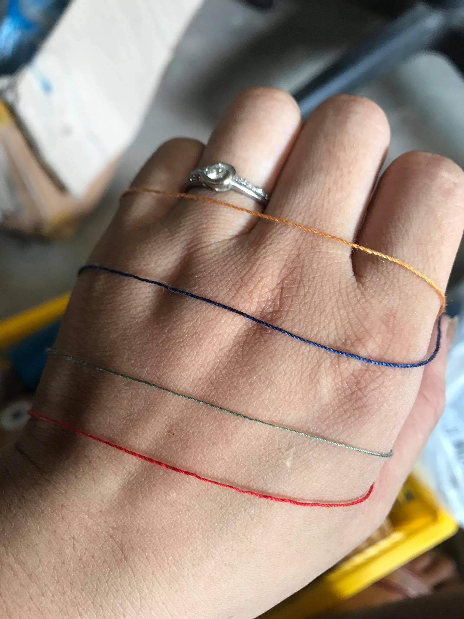 2 cuộn Chỉ sợi to may đồ jean