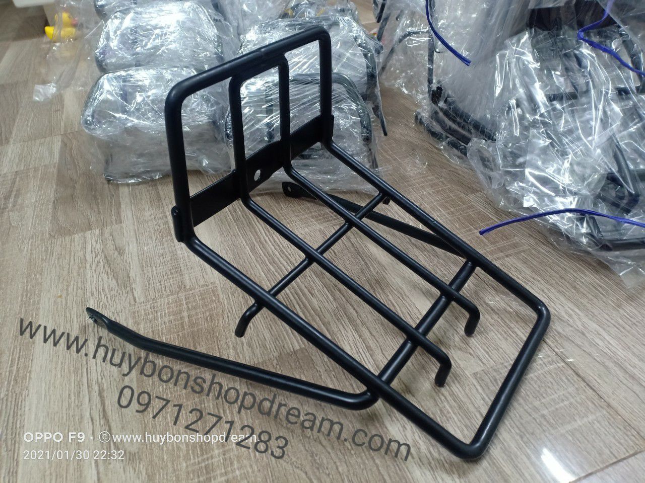Baga trước màu đen xe dream