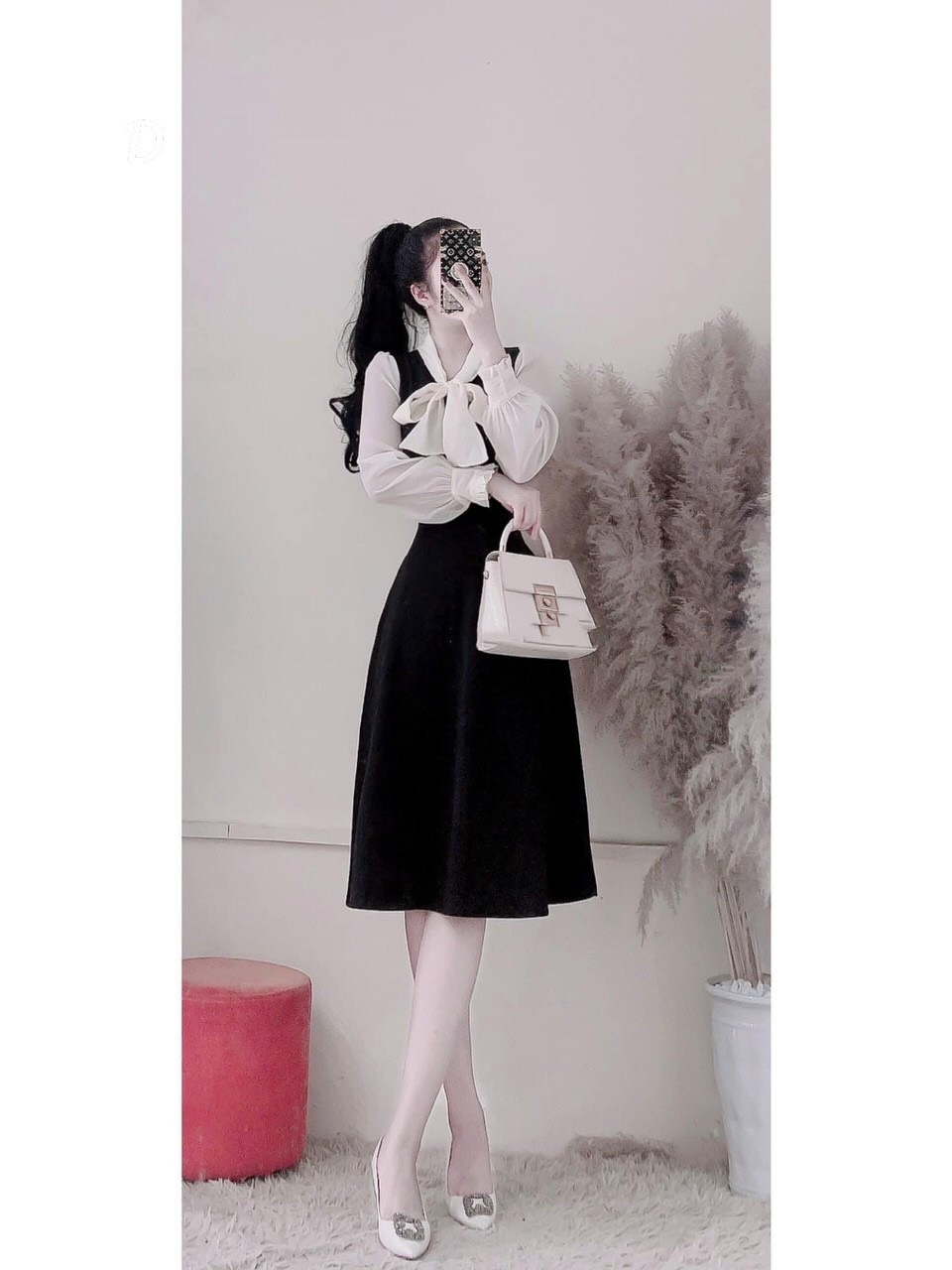 Đầm ULZZANG TAY DÀI ĐÍNH NƠ SIÊU DỄ THƯƠNG