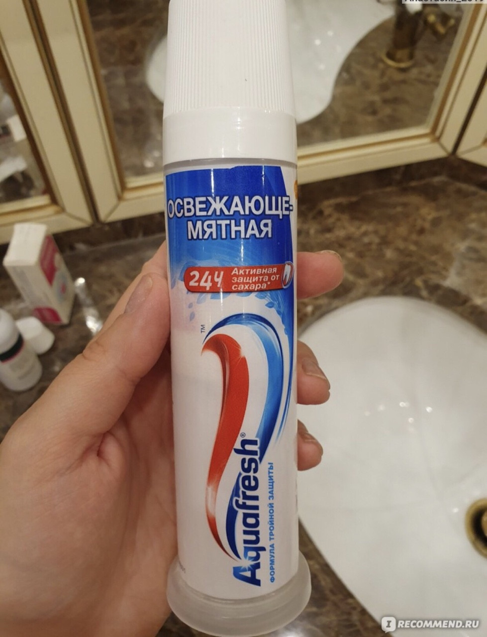 Kem Đánh Răng AQUA FRESH WHITENING Dạng Ống 100ml Nga
