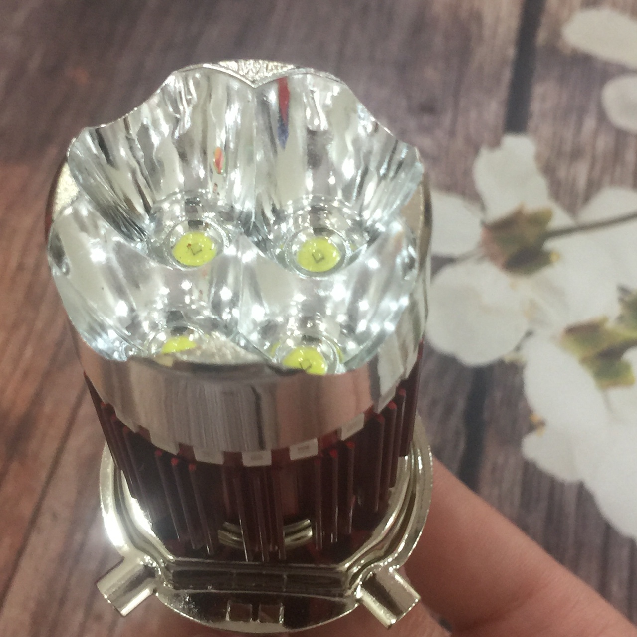 Đèn Pha Led 3 Chân H4 7 Màu Gắn Xe Máy, Xe Đạp Điện[ D16-H47MAU]