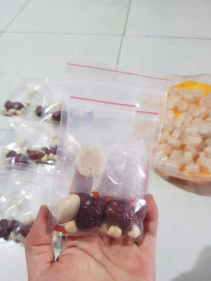 [HCM]100G Túi zip trong viền đỏ