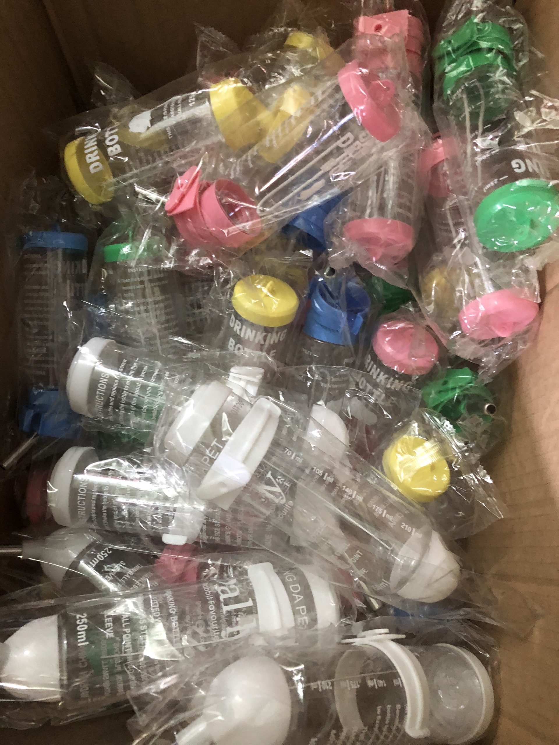 Water Bottle for Birds/Hamsters