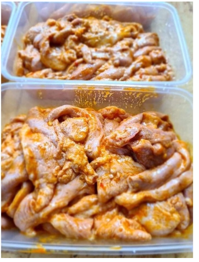 Vú heo ướp sẵn hộp 500g