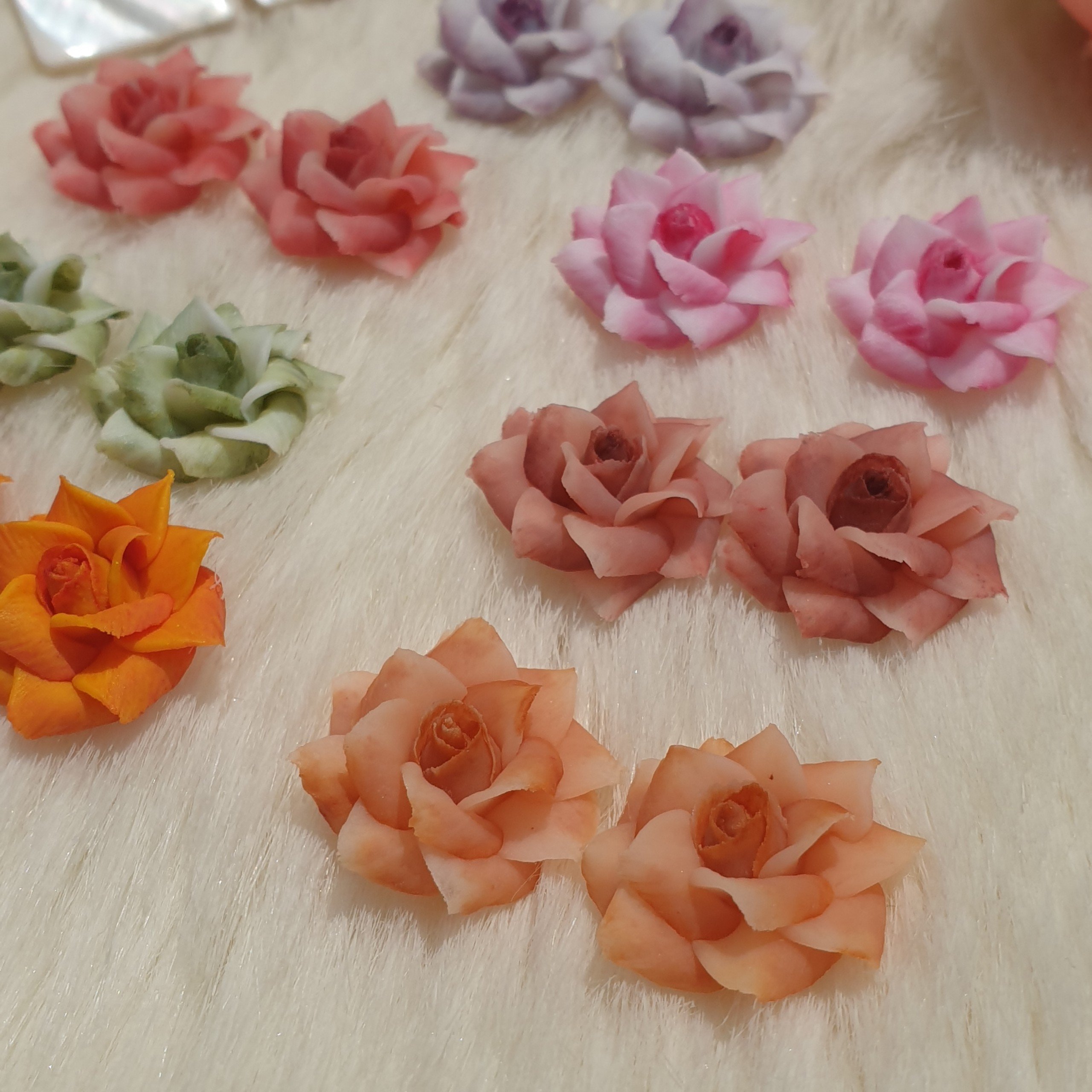 Hoa hồng Pháp - Hoa bột đính móng (combo 4 bông) BYH016