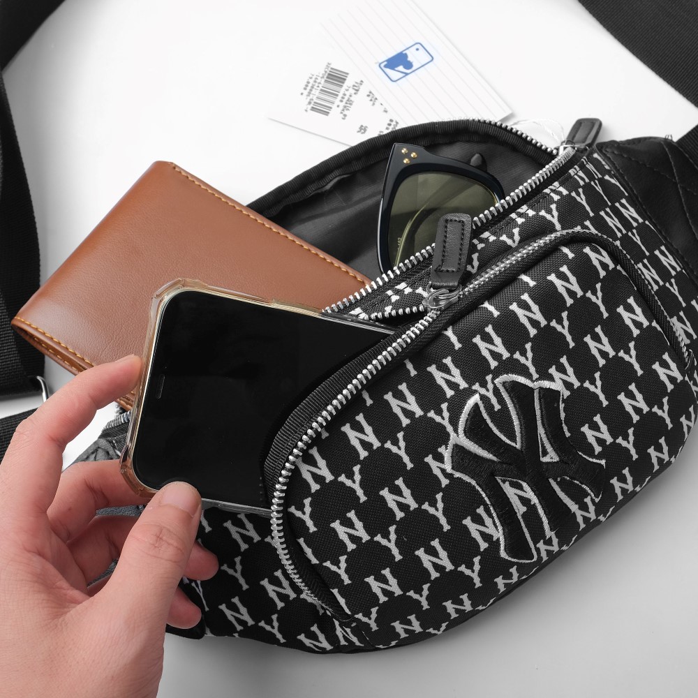 Túi đeo chéo MLB Monogram NY