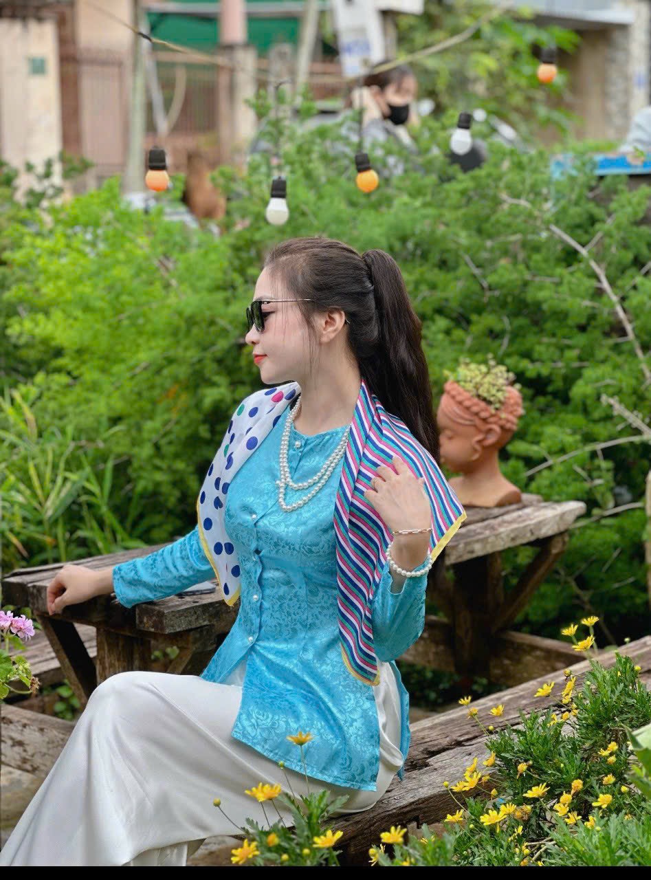BỘ BÀ BA CƯNG XỈU CHO MẸ VÀ BÉ QUẦN TRẮNG