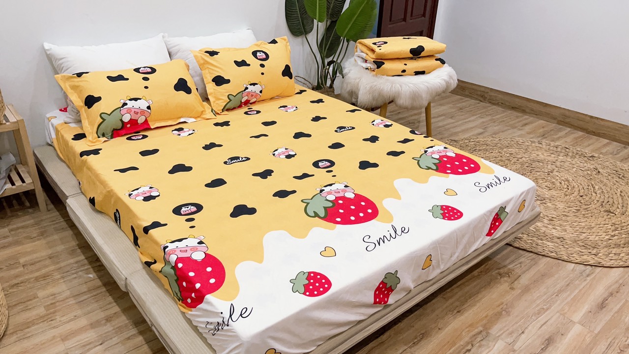 Set Ga Gối Mẫu Bò Sữa Dâu Vàng CHM45
