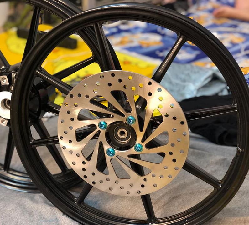 [HCM]Dĩa thắng 4 lổ SIZE 245mm DISE