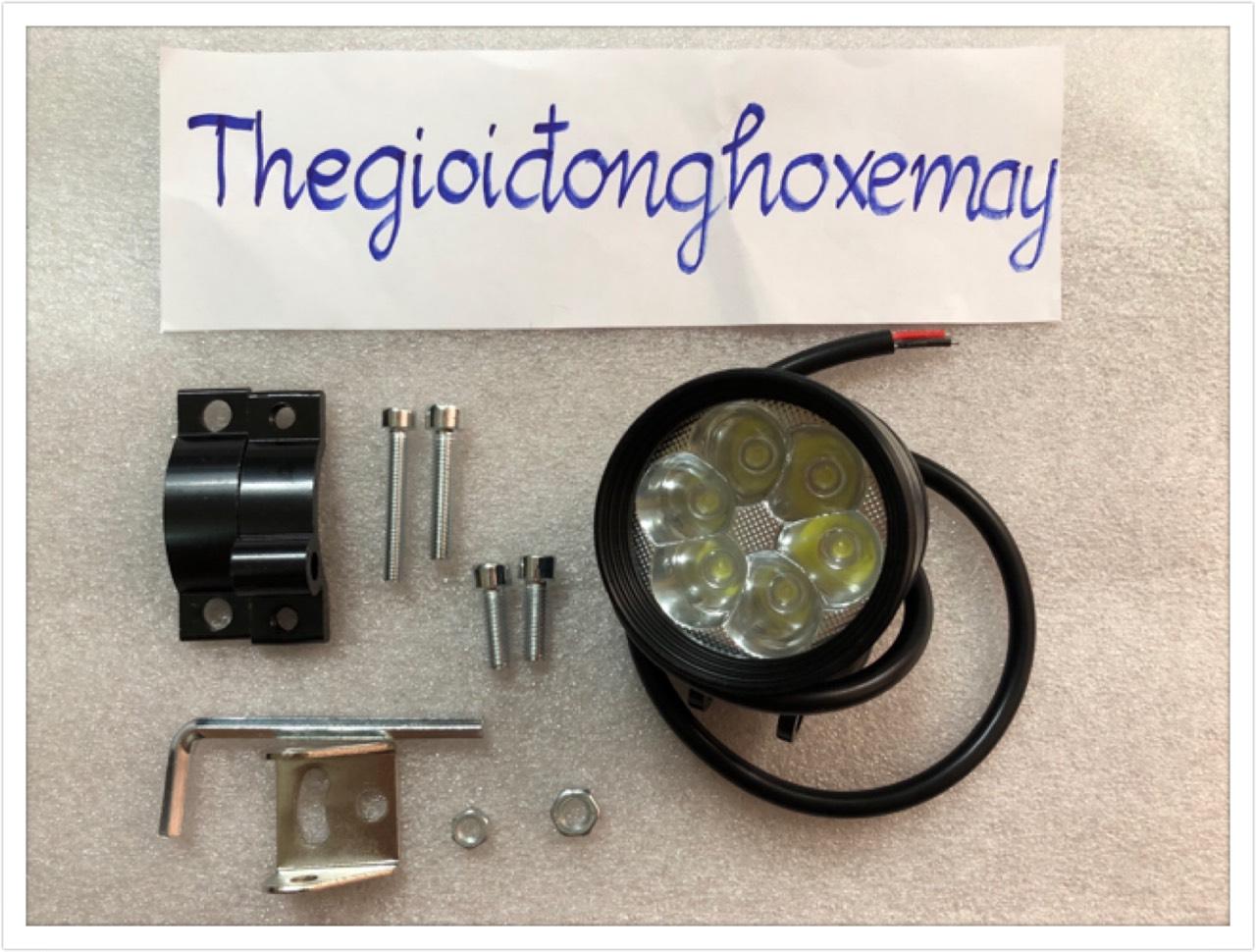 đèn led trợ sáng L6 hộp xanh tặng kèm bát chân phuột, bát chân kính, nút công tắc