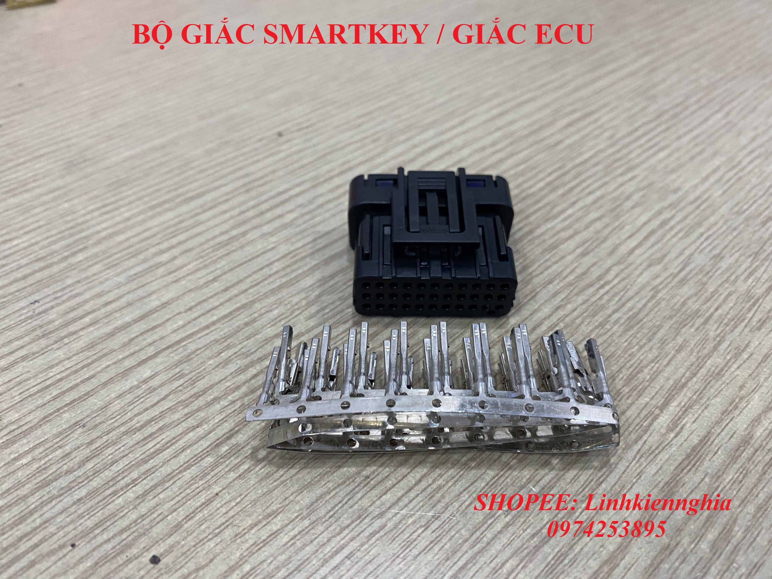 Bộ giắc ECU  Giắc nhựa Smartkey (1 bộ)