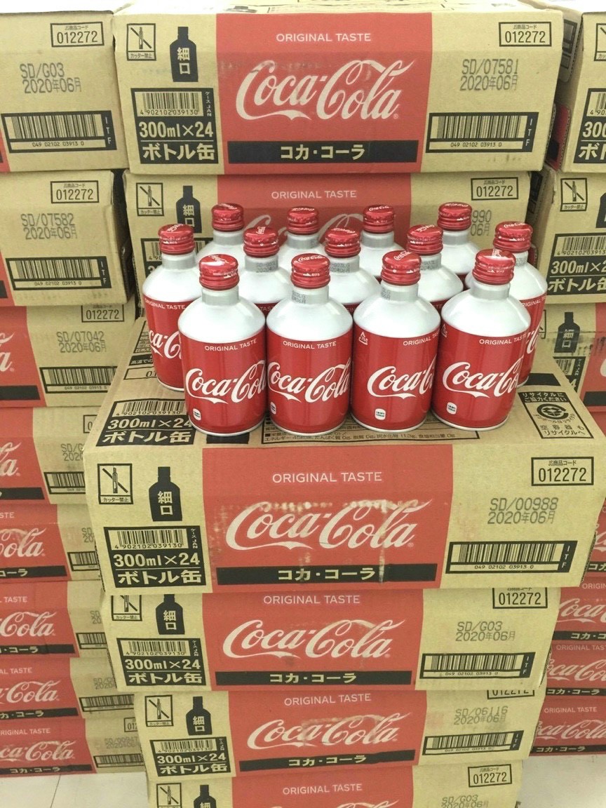 1 THÙNG 24 CHAI COCA NHẬT -mỗi chai 300ml ( date 10/2022)