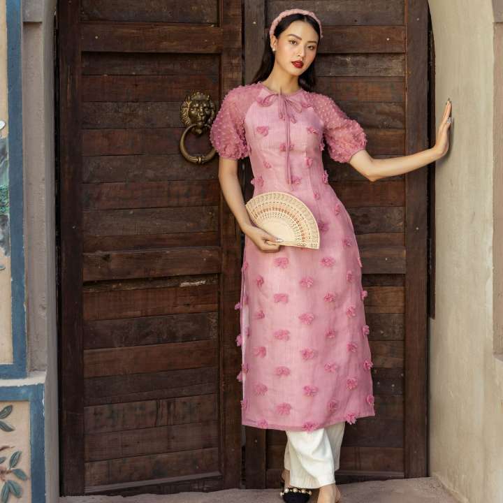 OLV – Áo Dài Hồng Ngọc (Không kèm quần) – OLV ,SKU : 1673377672_VNAMZ-7408677062 >>>🇻🇳 Top1Vietnam 🛒>>> lazada.vn 🇻🇳🇻🇳🇻🇳🛒🛍🛒