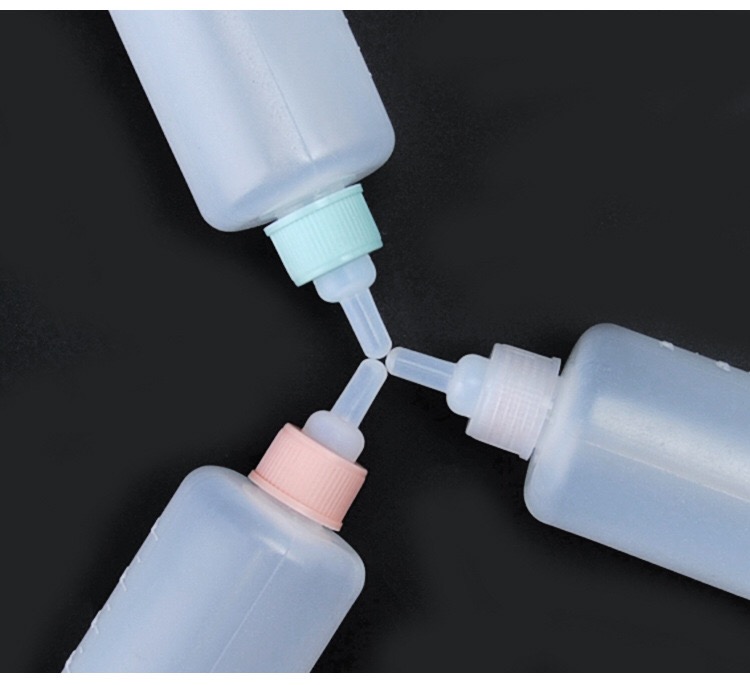 Bình đựng sữa dành cho chó mèo con loại 70ml - 1 chiếc 70ml