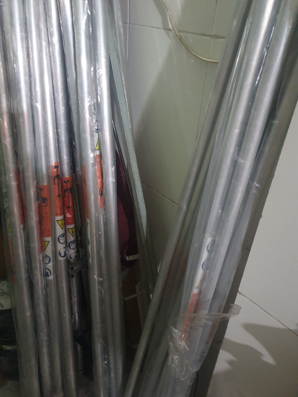 ỐNG CẦN MÁY CẮT CỎ. PHI 24 - 26 - 28 ( mm)