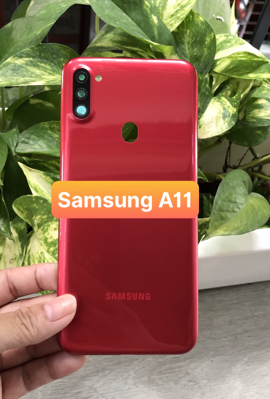 nắp lưng samsung A11 ( gồm lưng, phím bấm kính camera)