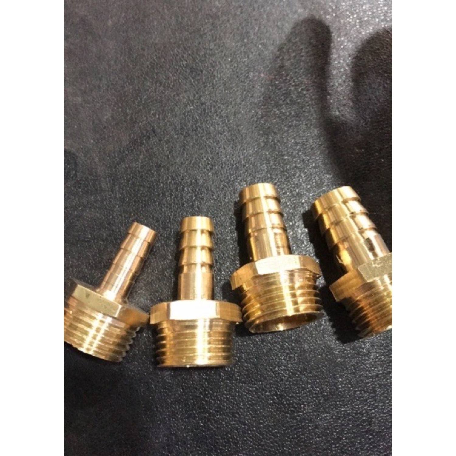 Đầu răng thau gắn ống nước ren ngoài phi 21 ra đuôi chuột đủ cỡ