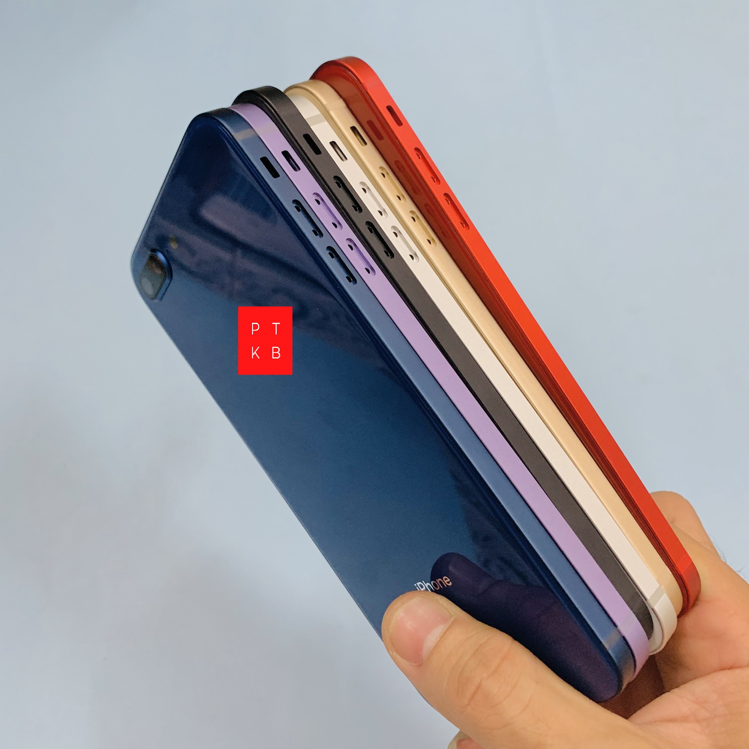 VỎ ĐỘ CẠNH VIỀN VUÔNG DÀNH CHO ĐIỆN THOẠI 8PLUS