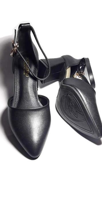 [SALE] Sandal Da Lì Bít Mũi Hở Eo Đế Vuông 6 Phân