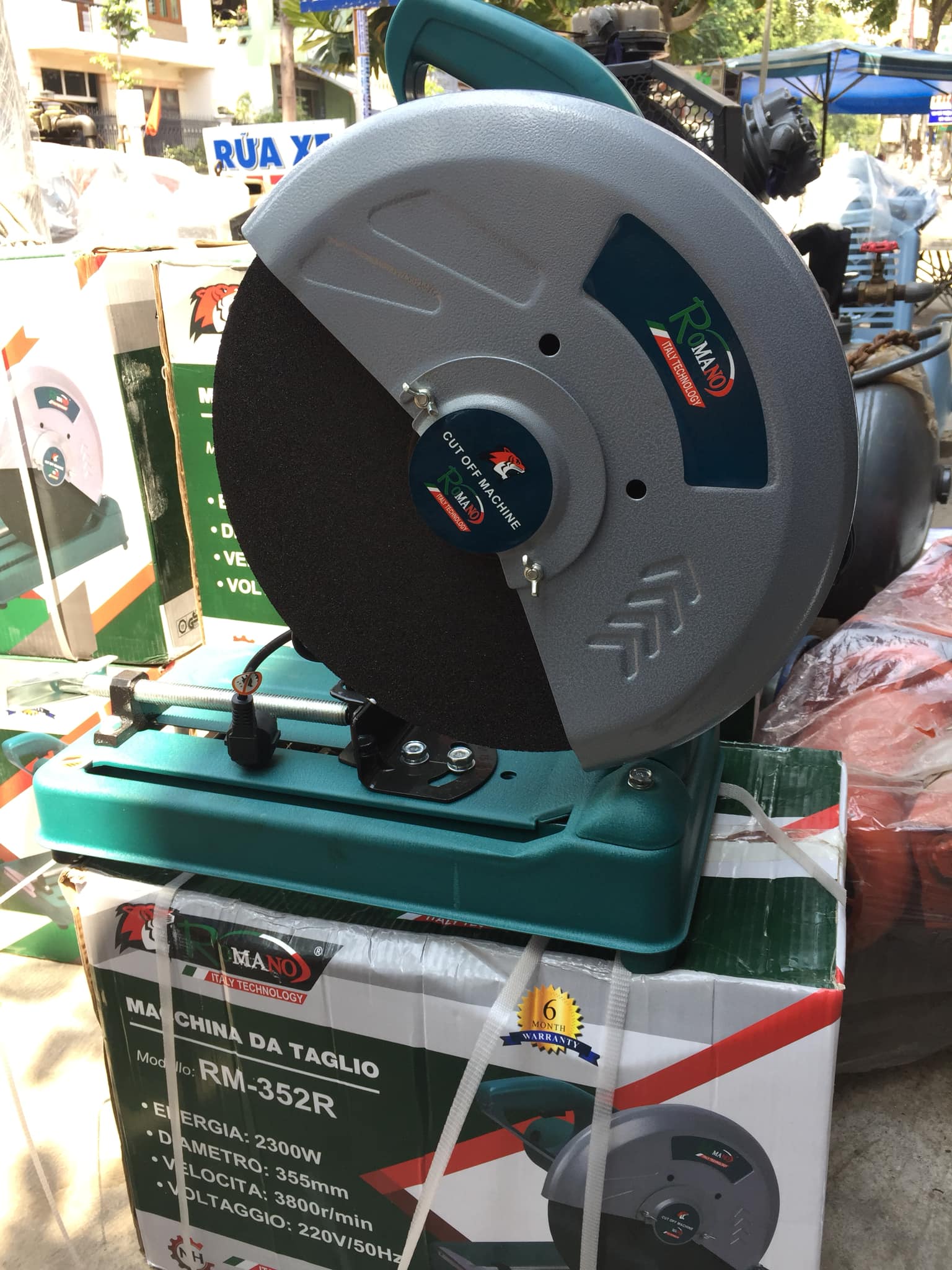 Máy Cắt Sắt 2300W Romano RM-352R