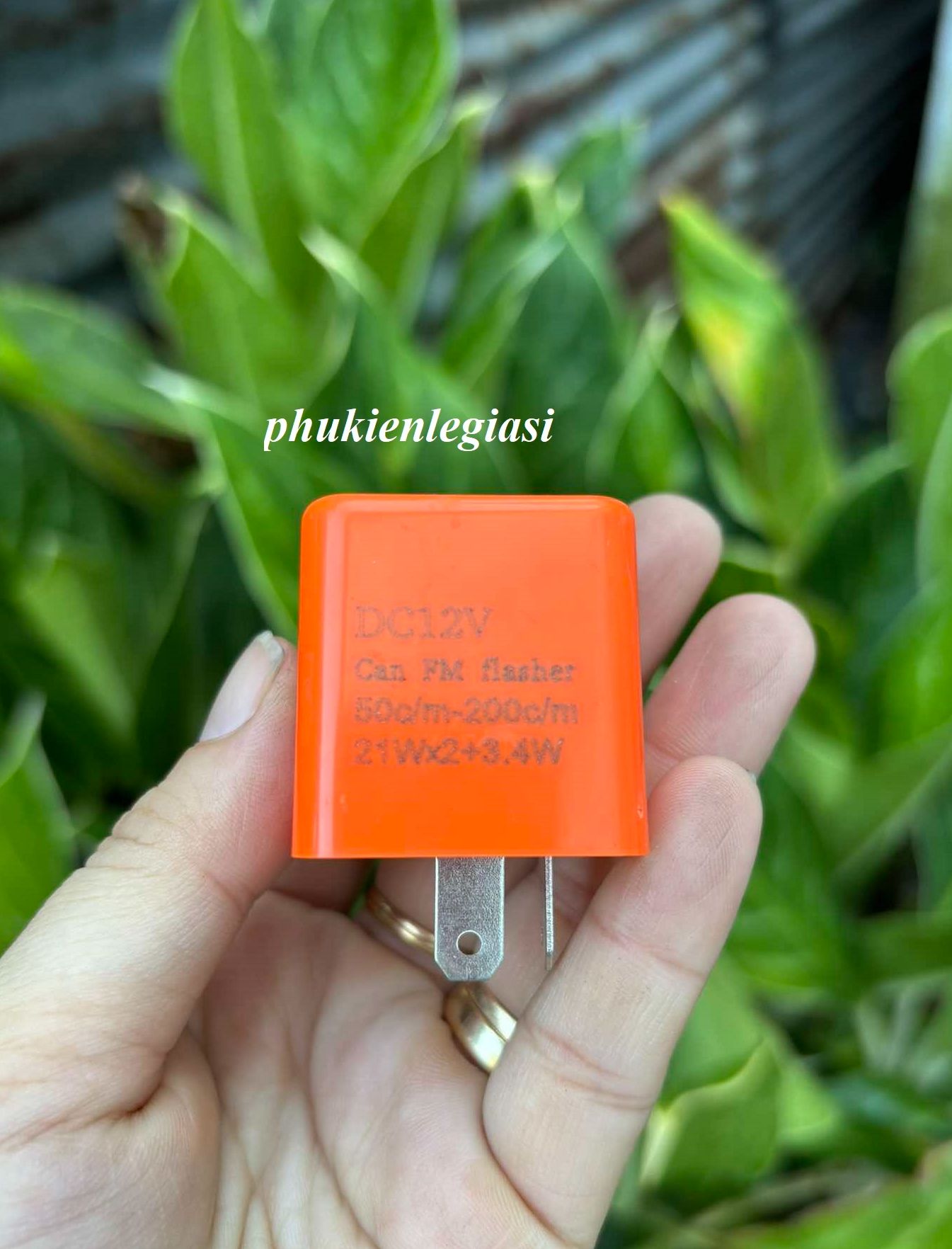 Cục chớp Điện Tử chớp Led 2 chân cho xi nhan Led xe máy