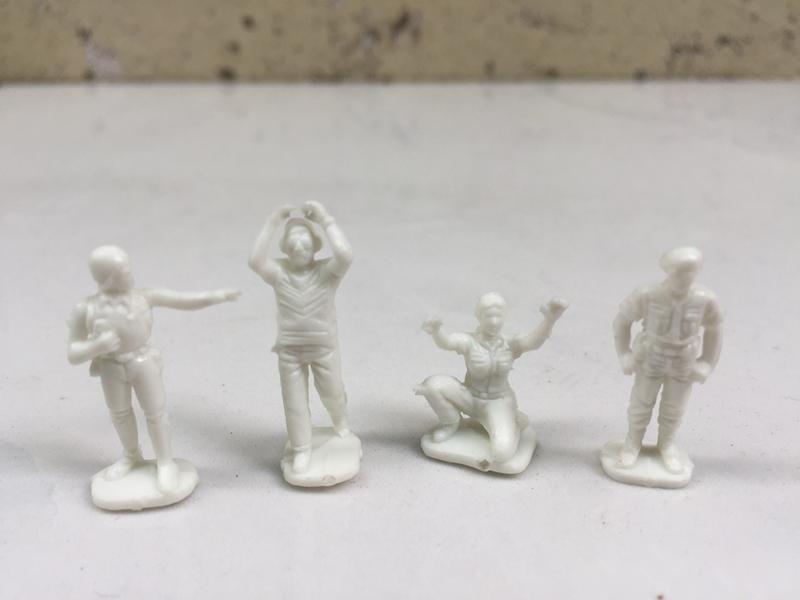 [HCM]MÔ HÌNH Nhân vật Phi đội sân bay mặt đất 1:72