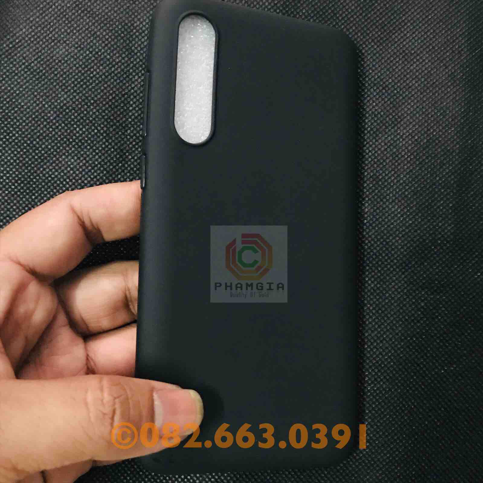 Ốp lưng vsmart live dẻo đen có viền bảo vệ camera