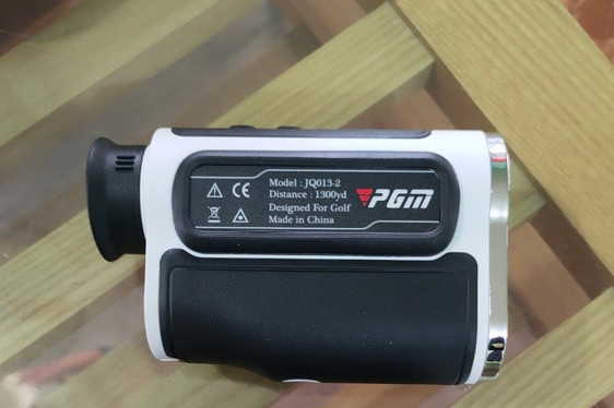 Máy đo khoảng cách, máy bắn khoảng cách golf pgm jq013 golf range finder