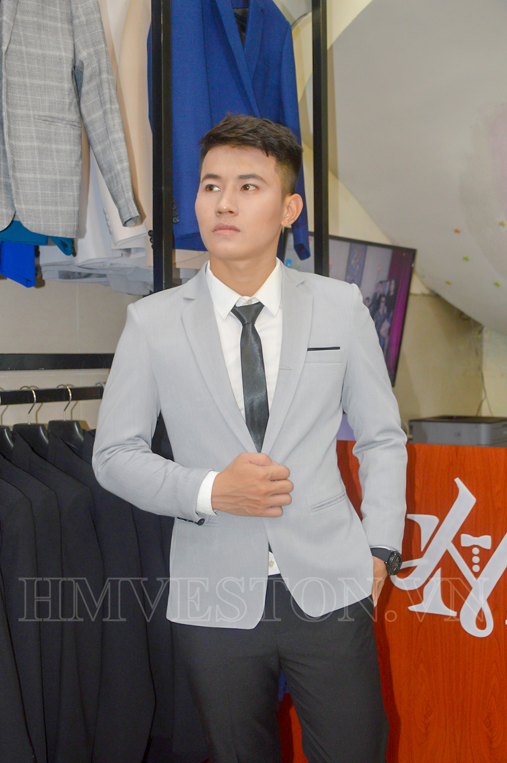 ]Áo vest nam ôm body màu xám ghi