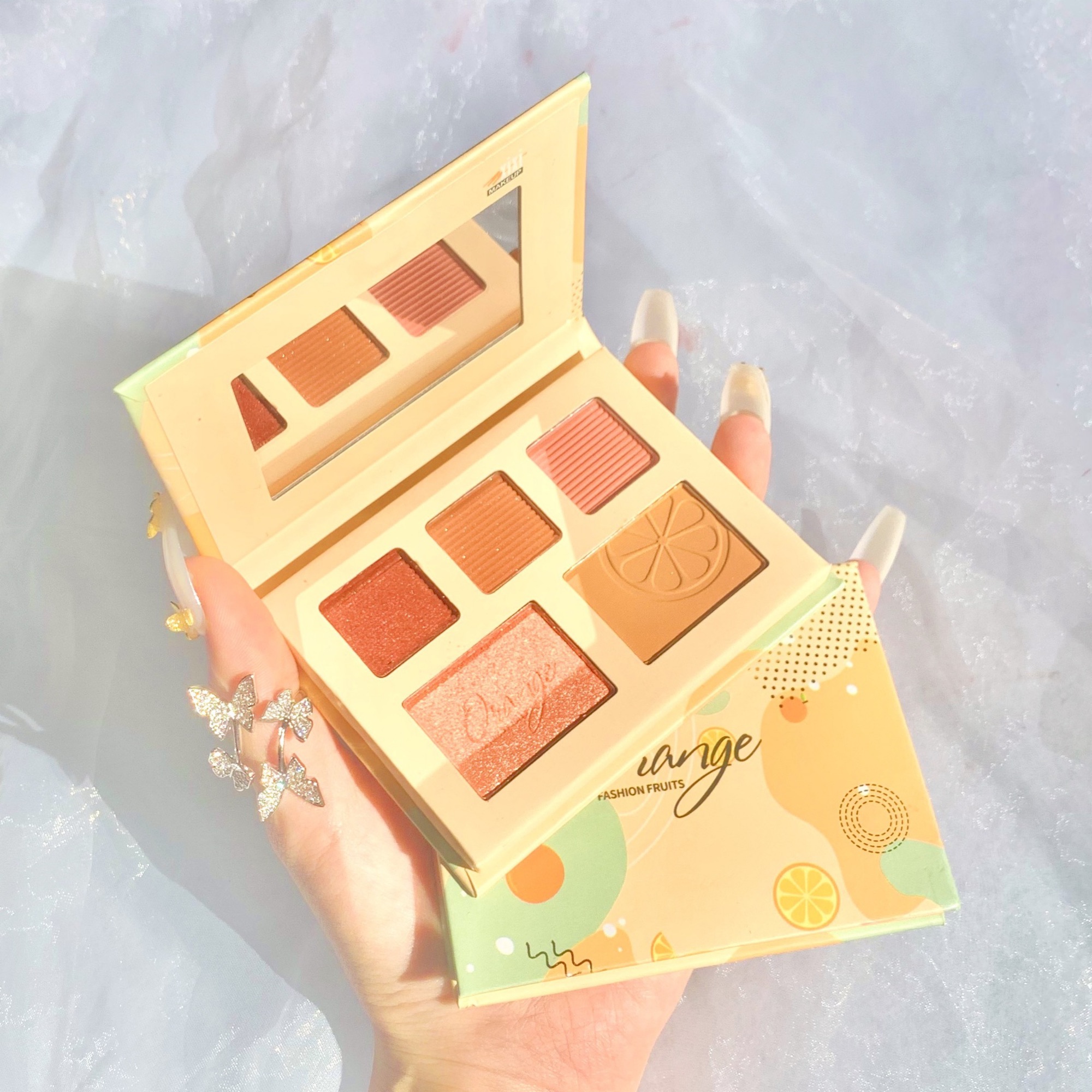 Bảng 3in1 phấn mắt má bắt sáng XIXI D344