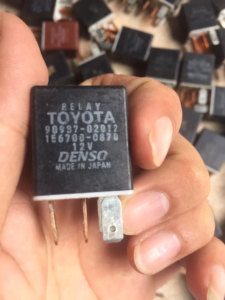 Rơ le bãi 4 chân 12v