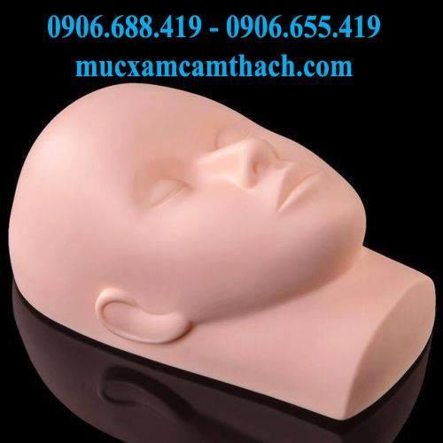 [HCM] Manocanh không tóc học trang điểm nối mi