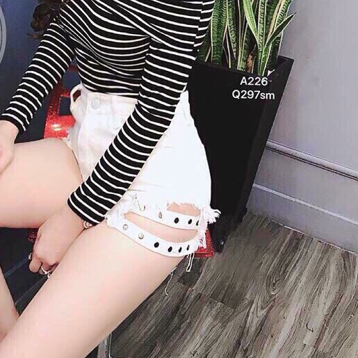 quần short kaki phối đai hạt