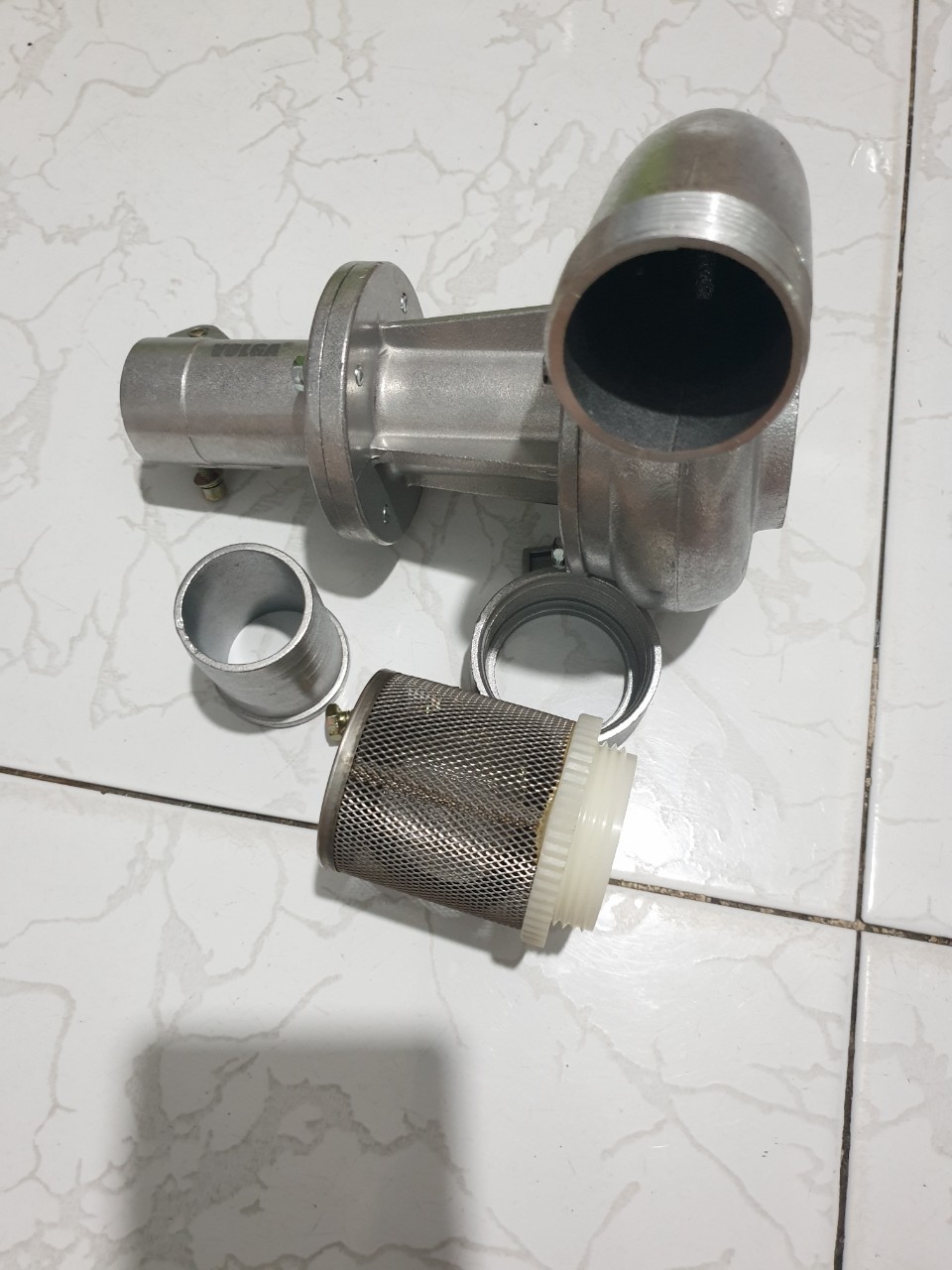 Đầu bơm nước phi 28mm, 9 khía  gắn máy cắt (phát) cỏ.