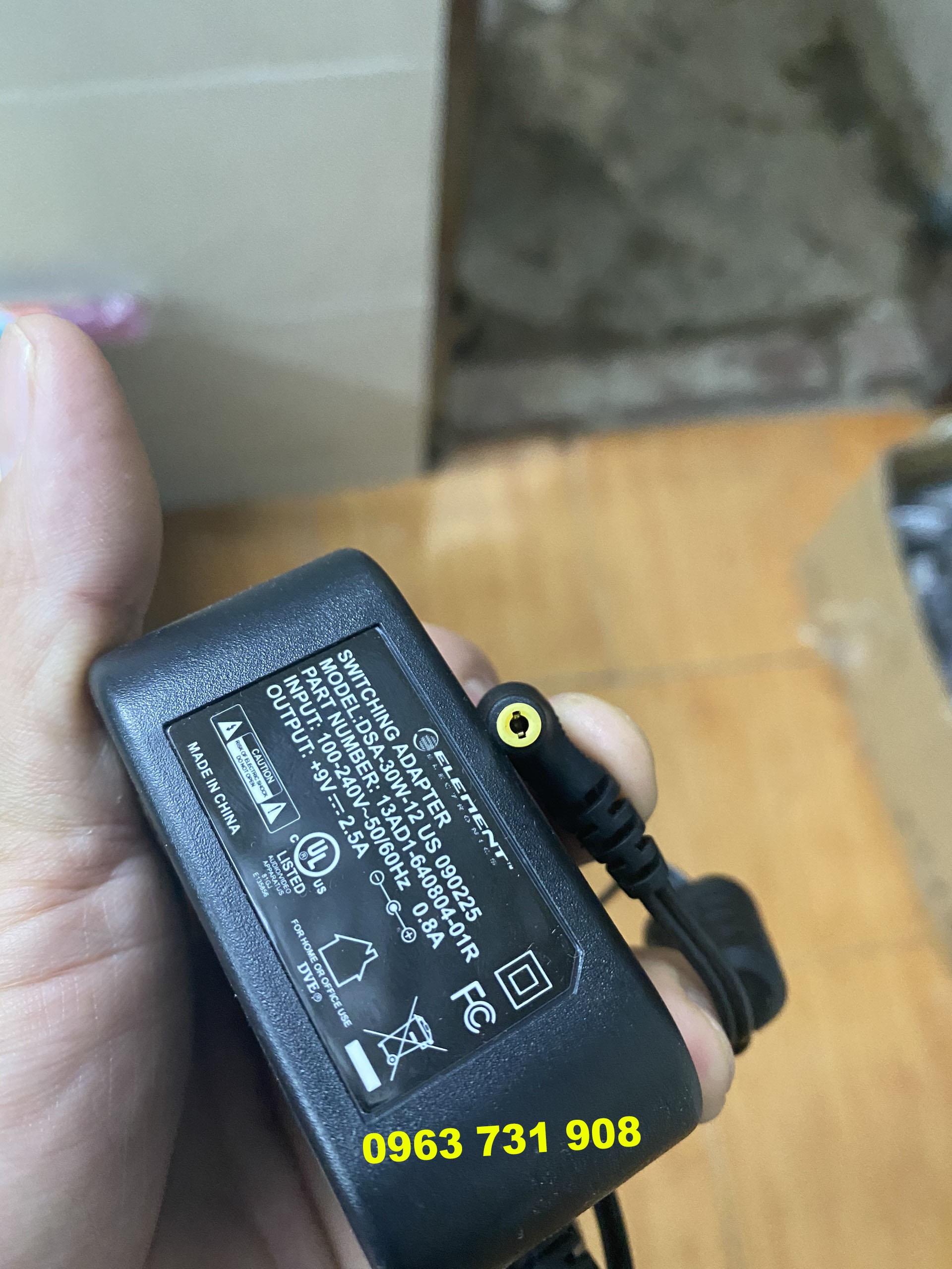 Dây sạc loa kéo DC 9V