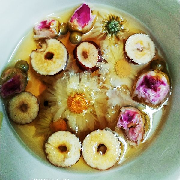 Bông cúc ép bánh 100gr dùng nấu sâm thơm ngon
