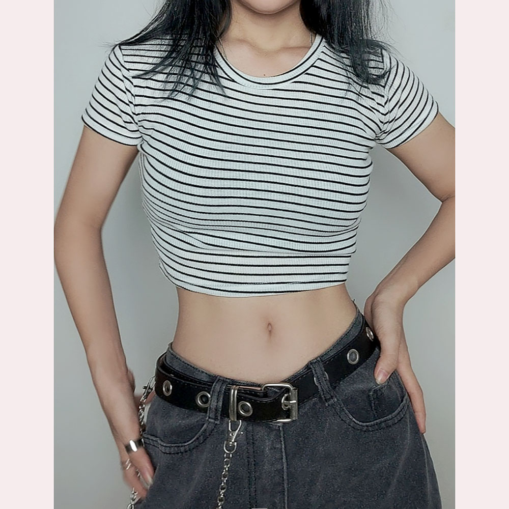 Áo crop top sọc đen ôm body RT004