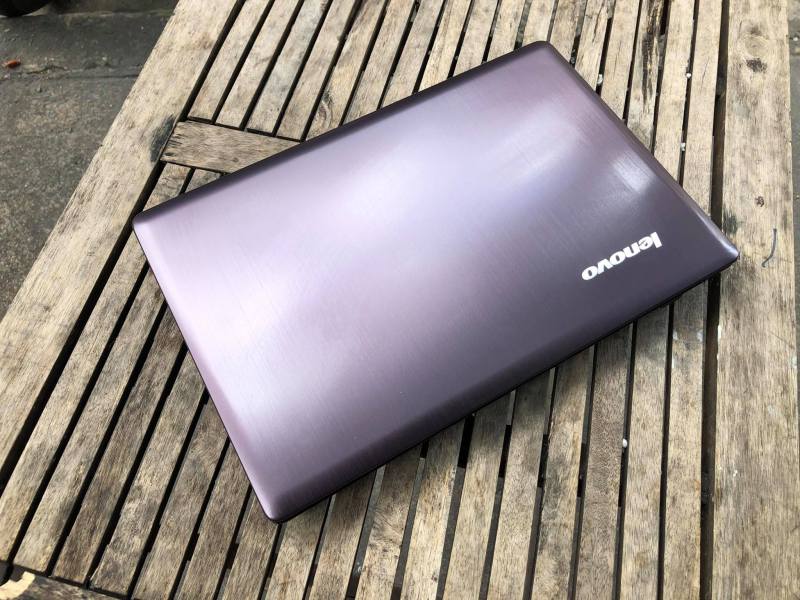 Lenovo Ideapad Z380 Core i3 2350M Ram 4G HDD 500G 14inch VGA