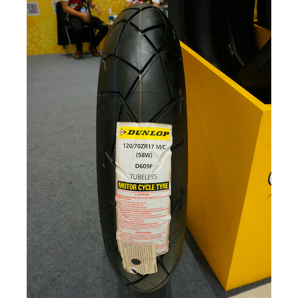 Lốp xe máy dunlop d609f 120/70zr17 thái lan - dùng cho honda cb500f