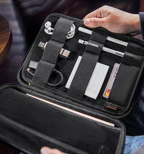 TÚI CHỐNG VA ĐẬP TOMTOC (USA) - (A06-002G) PORTFOLIO HOLDER HARDSHELL IPAD PRO 11/10.5INCH & TABLET/NOTEBOOK - TOPSTORE