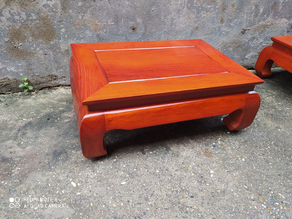 Bàn trà gỗ hương (kích thước 35 x 50 x 18 cm)