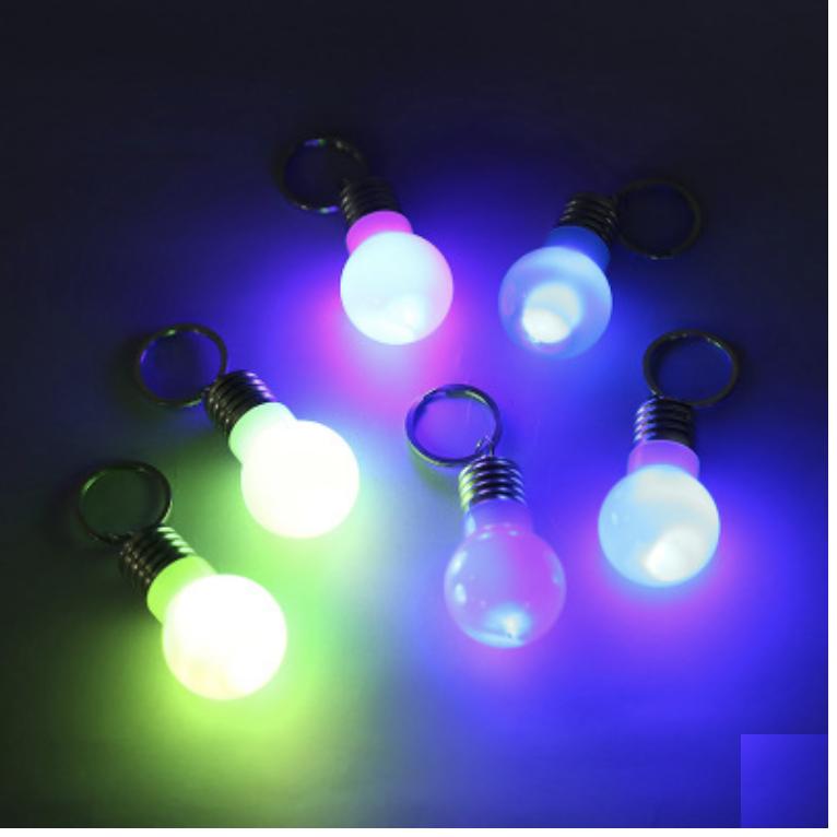 [HCM]Bóng đèn Led móc khóa 7 màu